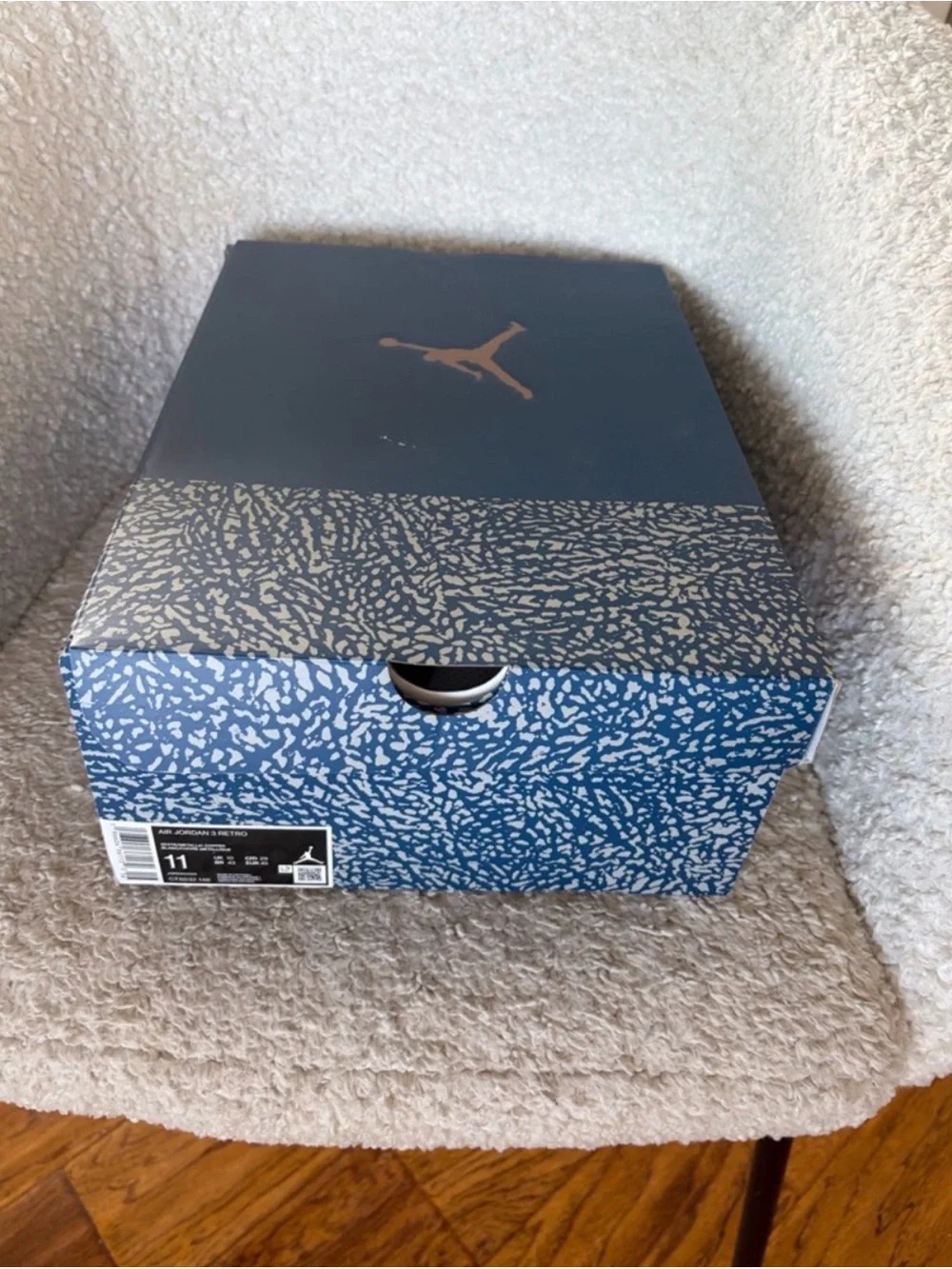 Jordan Retro Wizards Low White Blue with Elephant Print NEW WITH BOX